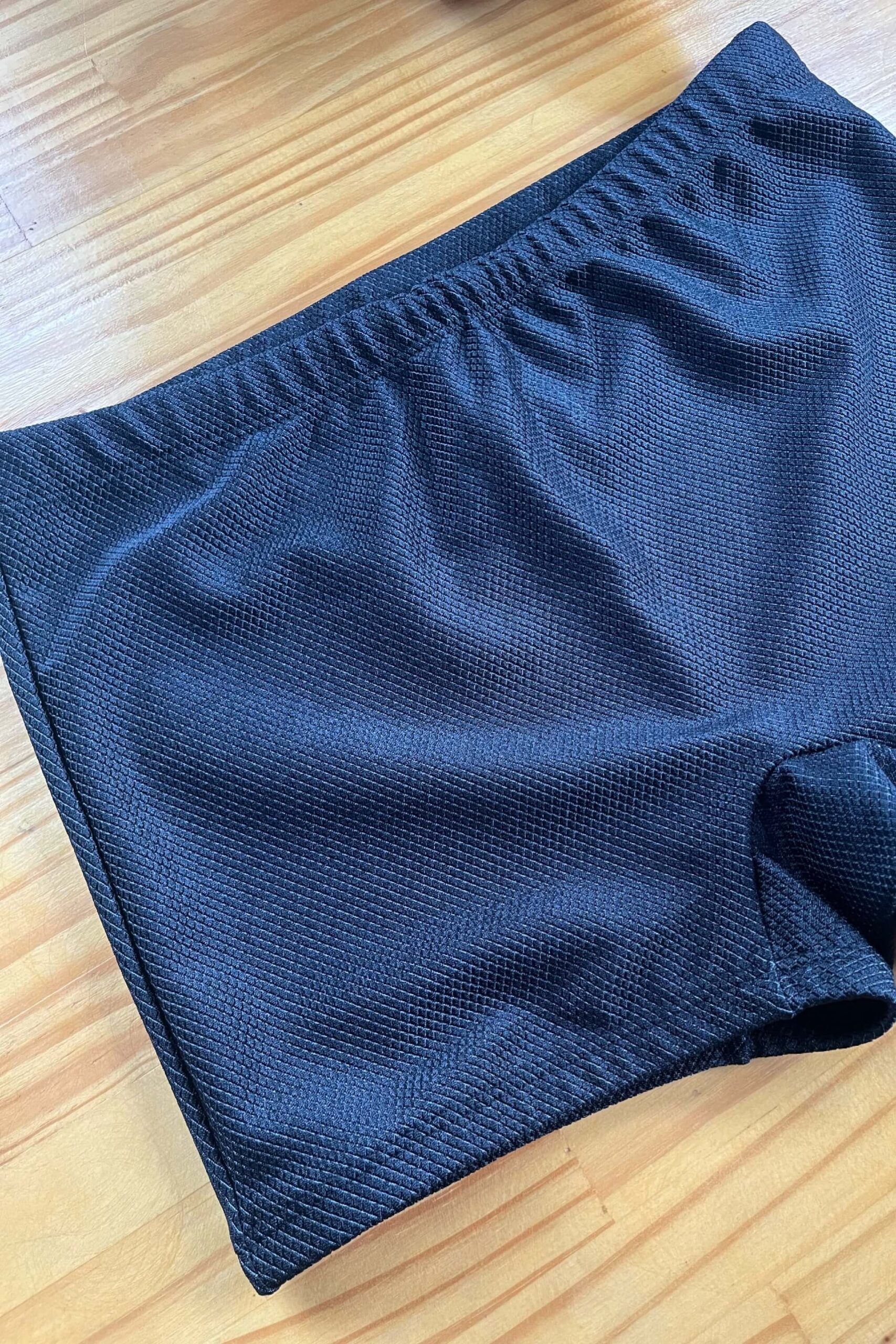 Sunga Boxer Adulto Preta Tecido: Split Composição: 90,9% poliamida e 9,1% elastano Coleção: Verão 2024 Disponível nos tamanhos: P M G GG